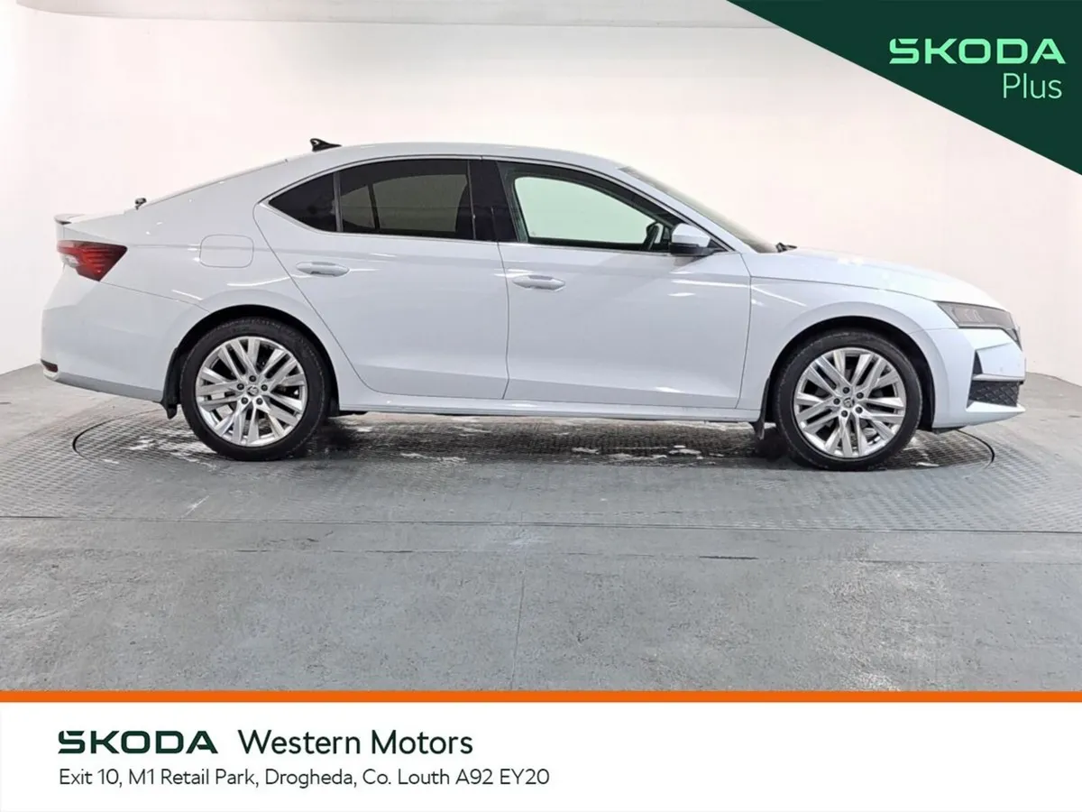 Skoda Octavia Saloon, Petrol, 2025, White