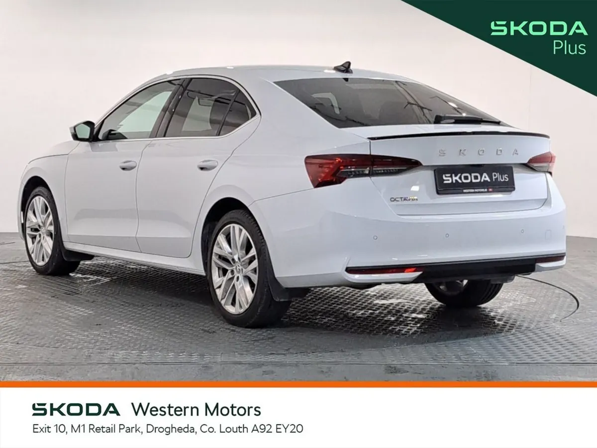 Skoda Octavia Saloon, Petrol, 2025, White