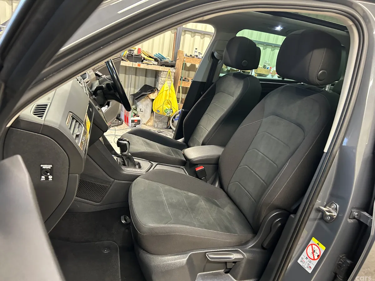 Volkswagen Tiguan SUV, Diesel, 2023, Grey