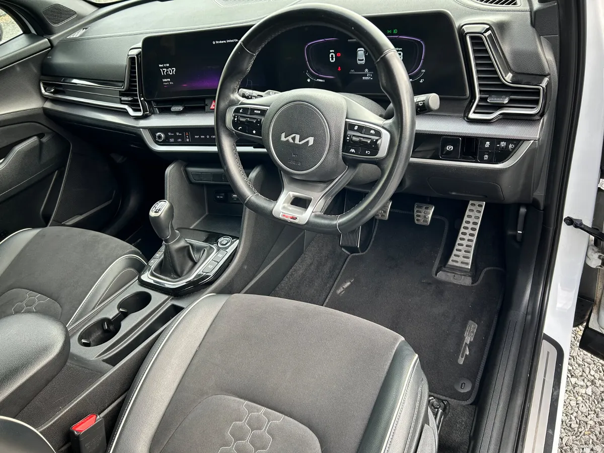 Kia Sportage SUV, Diesel, 2022, White