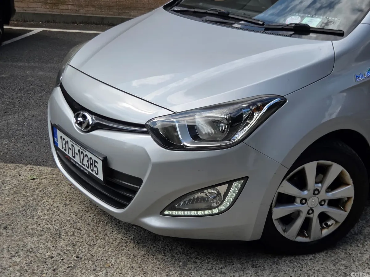 Hyundai i20 Hatchback, Diesel, 2013, Silver