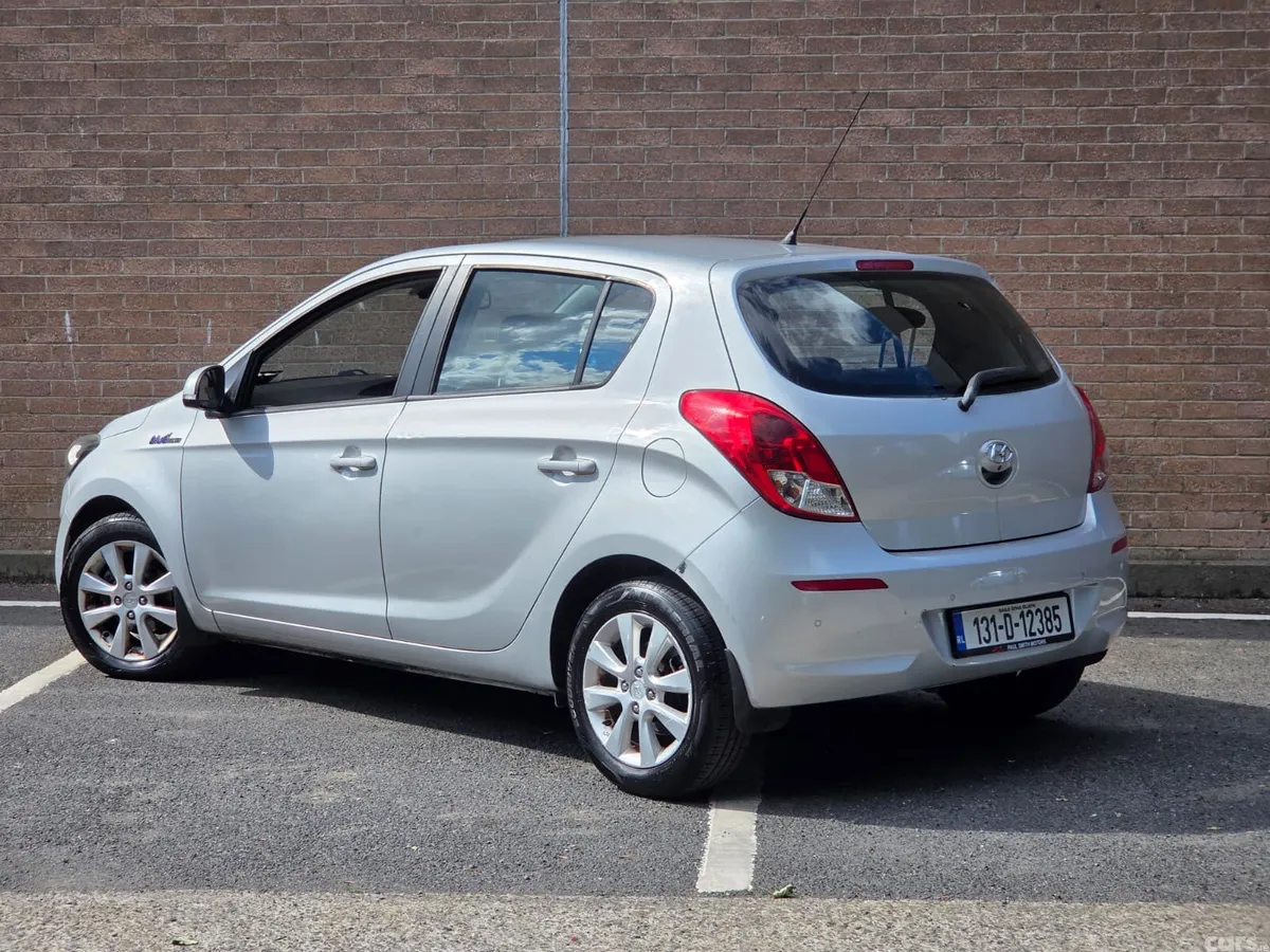 Hyundai i20 Hatchback, Diesel, 2013, Silver