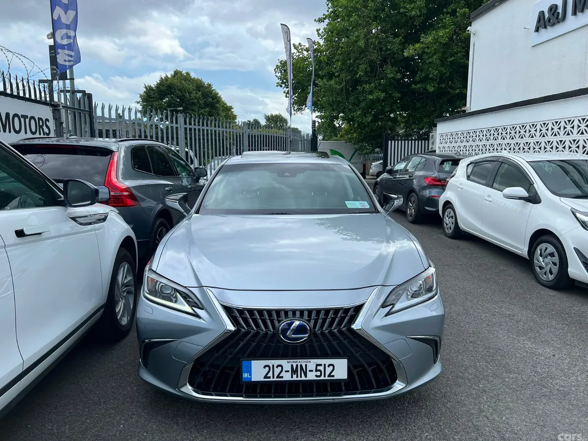 Lexus ES Saloon, Petrol Hybrid, 2021, Silver
