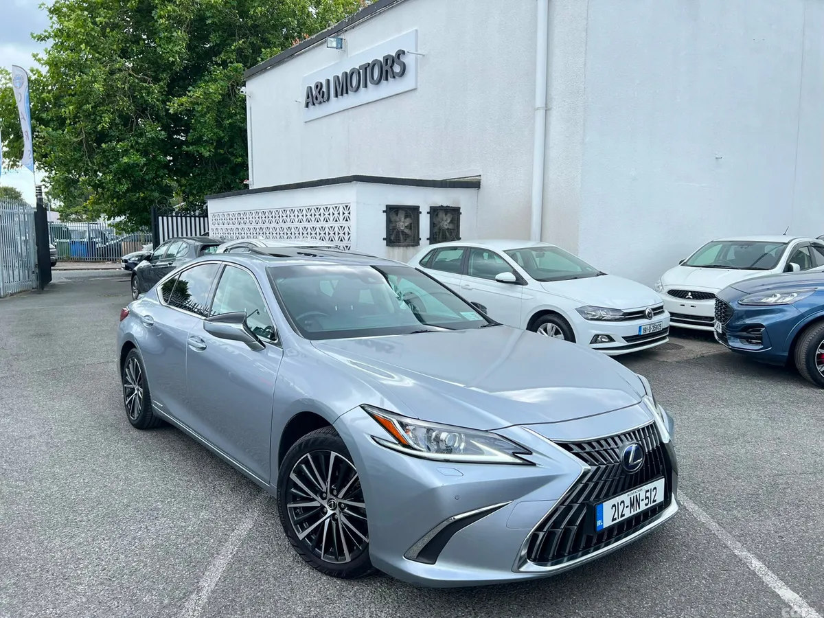 Lexus ES Saloon, Petrol Hybrid, 2021, Silver