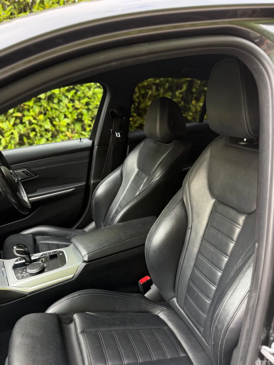 BMW 3-Series Saloon, Petrol Plug-in Hybrid, 2019, Grey