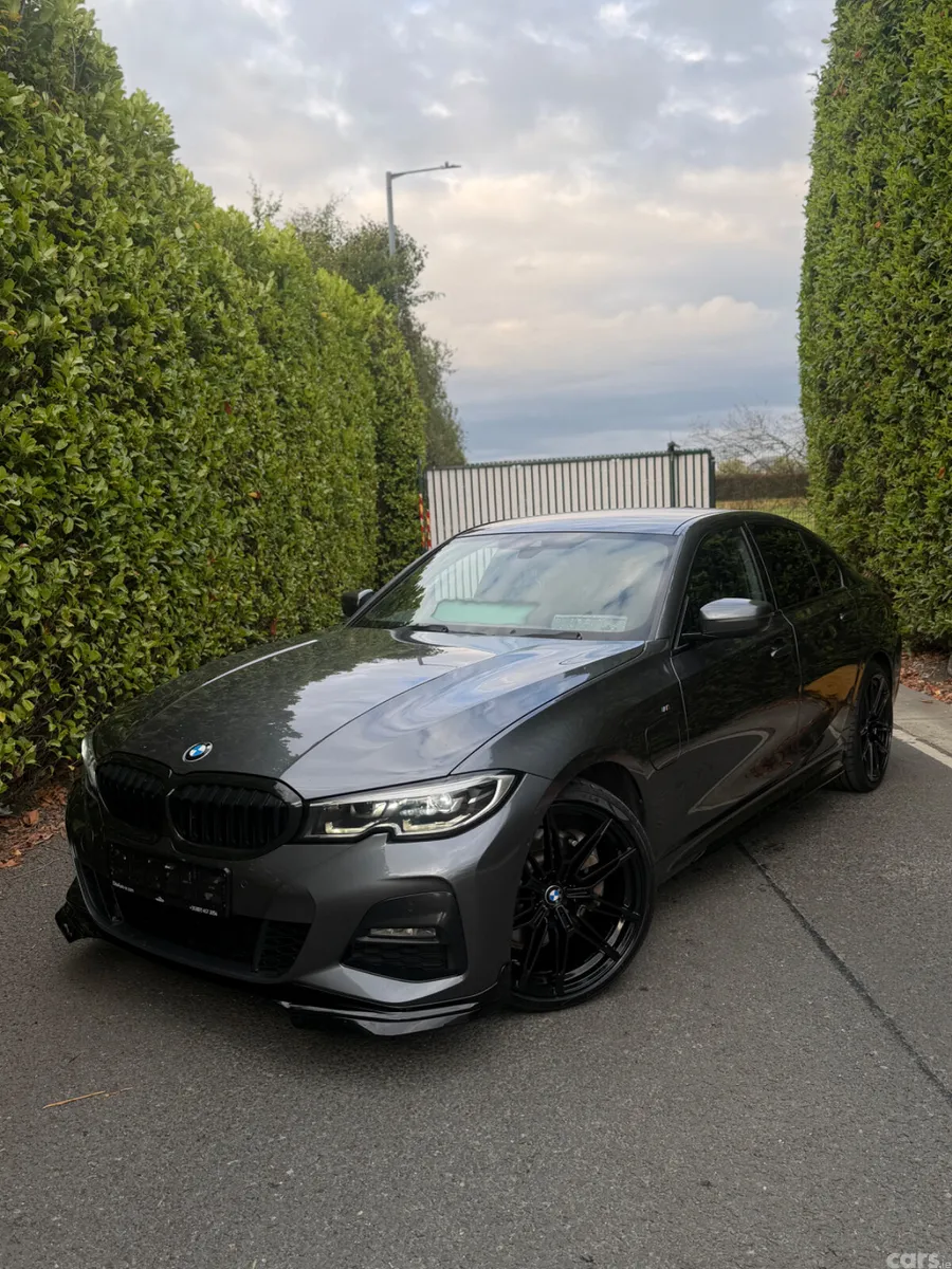 BMW 3-Series Saloon, Petrol Plug-in Hybrid, 2019, Grey