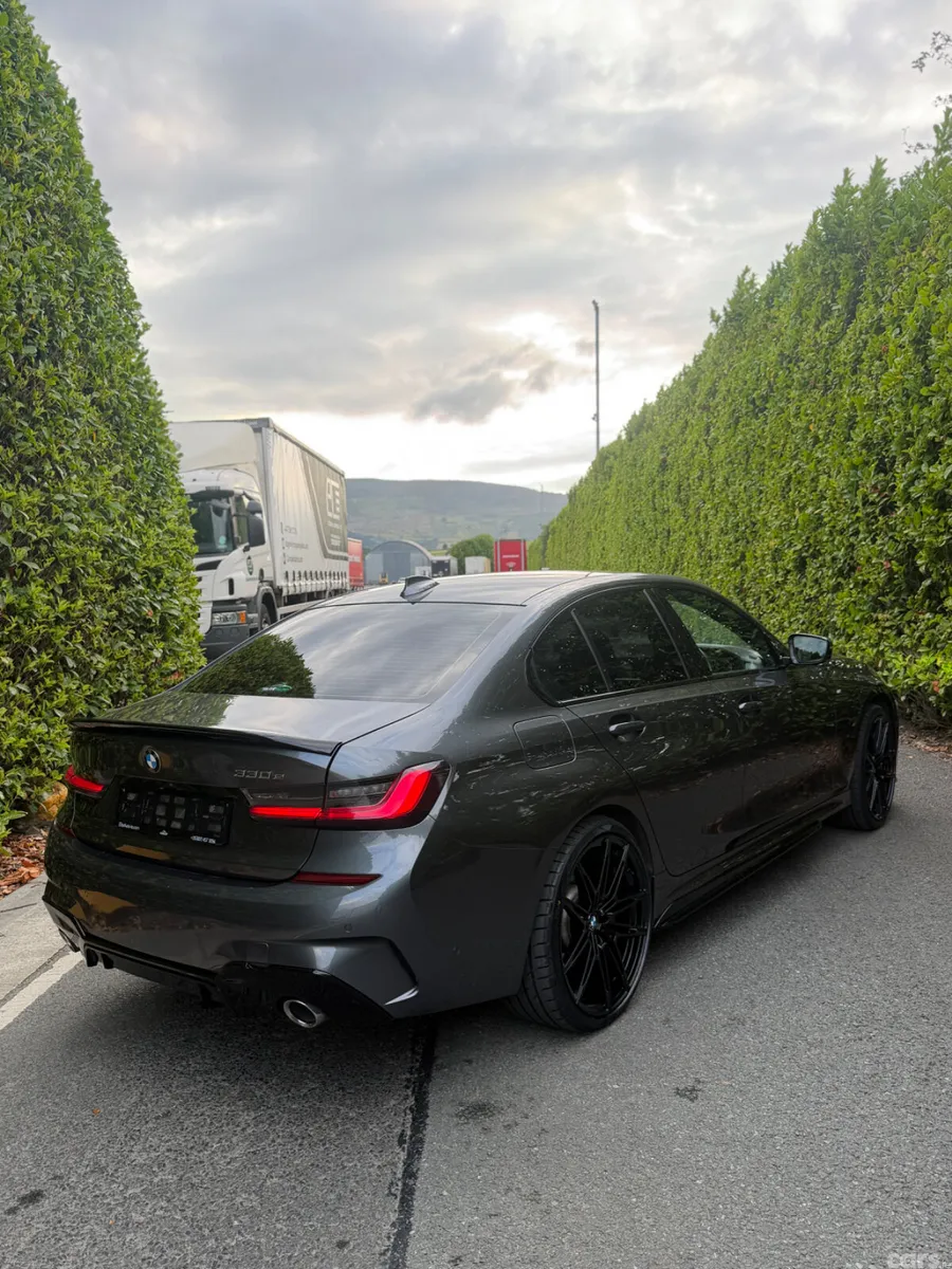 BMW 3-Series Saloon, Petrol Plug-in Hybrid, 2019, Grey