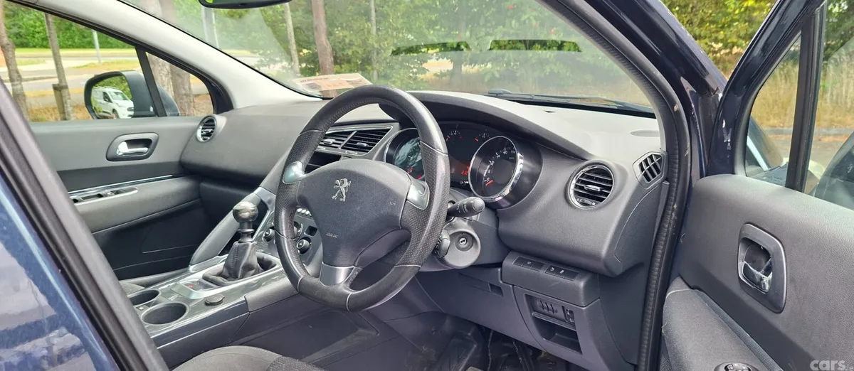 Peugeot 3008 SUV, Diesel, 2016, Blue