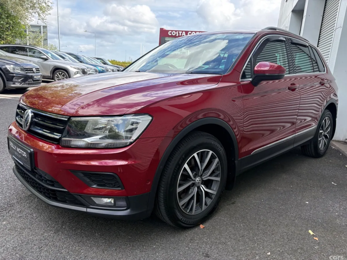 Volkswagen Tiguan SUV, Diesel, 2018, Red