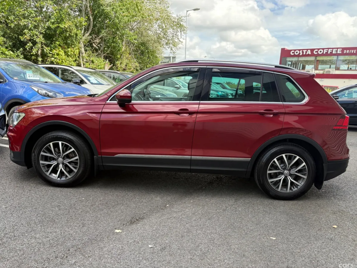 Volkswagen Tiguan SUV, Diesel, 2018, Red