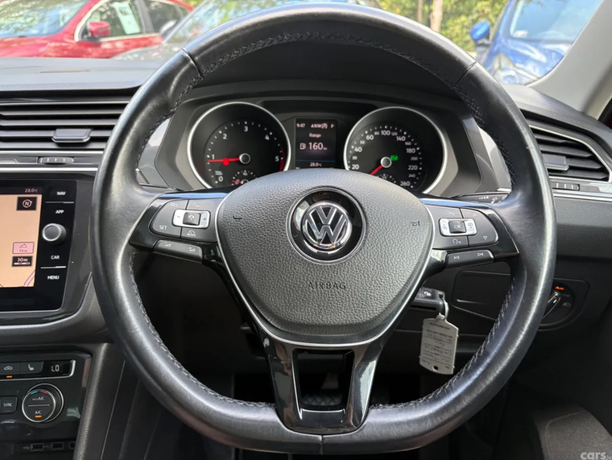 Volkswagen Tiguan SUV, Diesel, 2018, Red