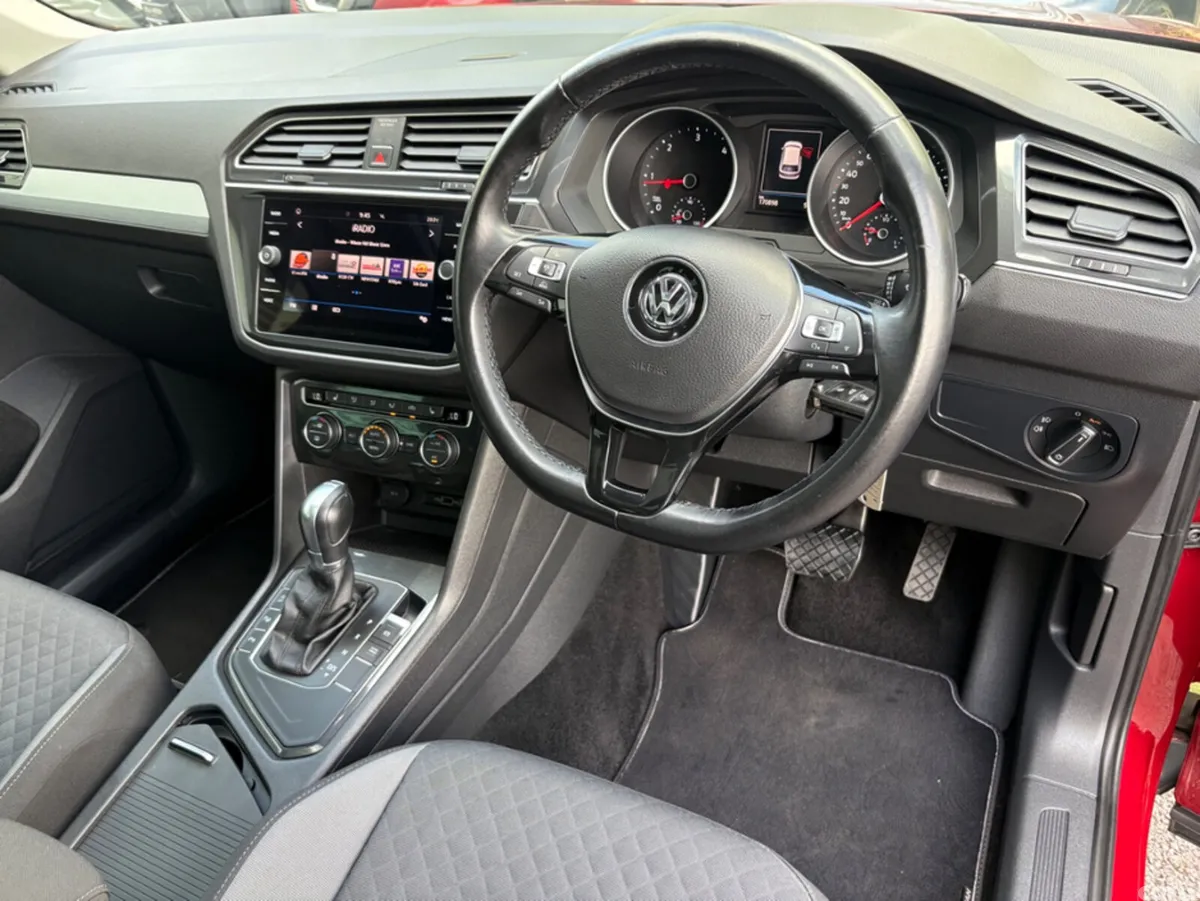 Volkswagen Tiguan SUV, Diesel, 2018, Red
