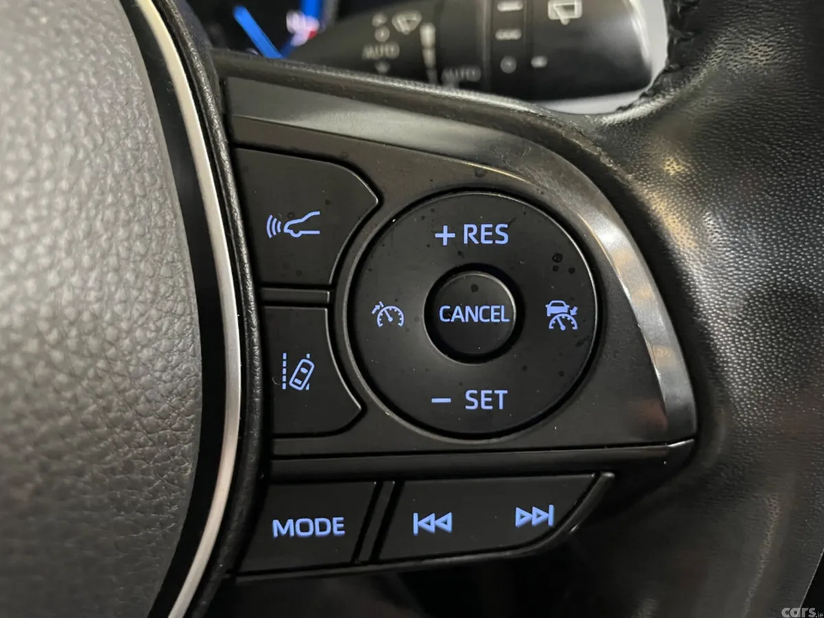 Toyota RAV4 SUV, Petrol Hybrid, 2022, White