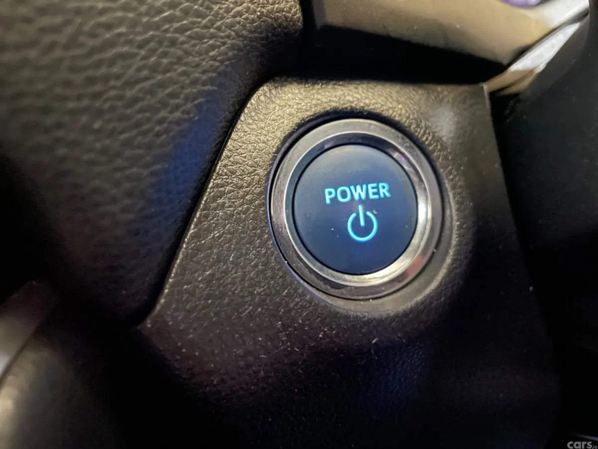 Toyota RAV4 SUV, Petrol Hybrid, 2022, White