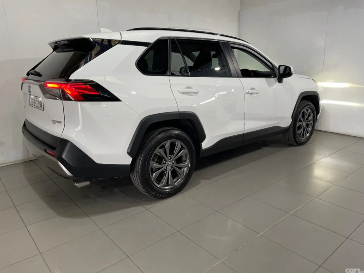 Toyota RAV4 SUV, Petrol Hybrid, 2022, White