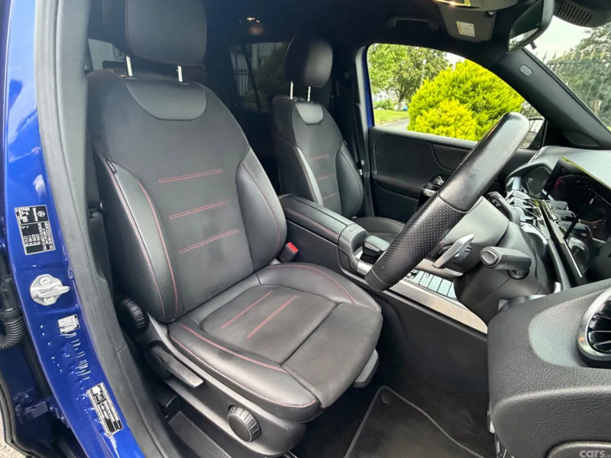 Mercedes-Benz GLB SUV, Diesel, 2021, Blue