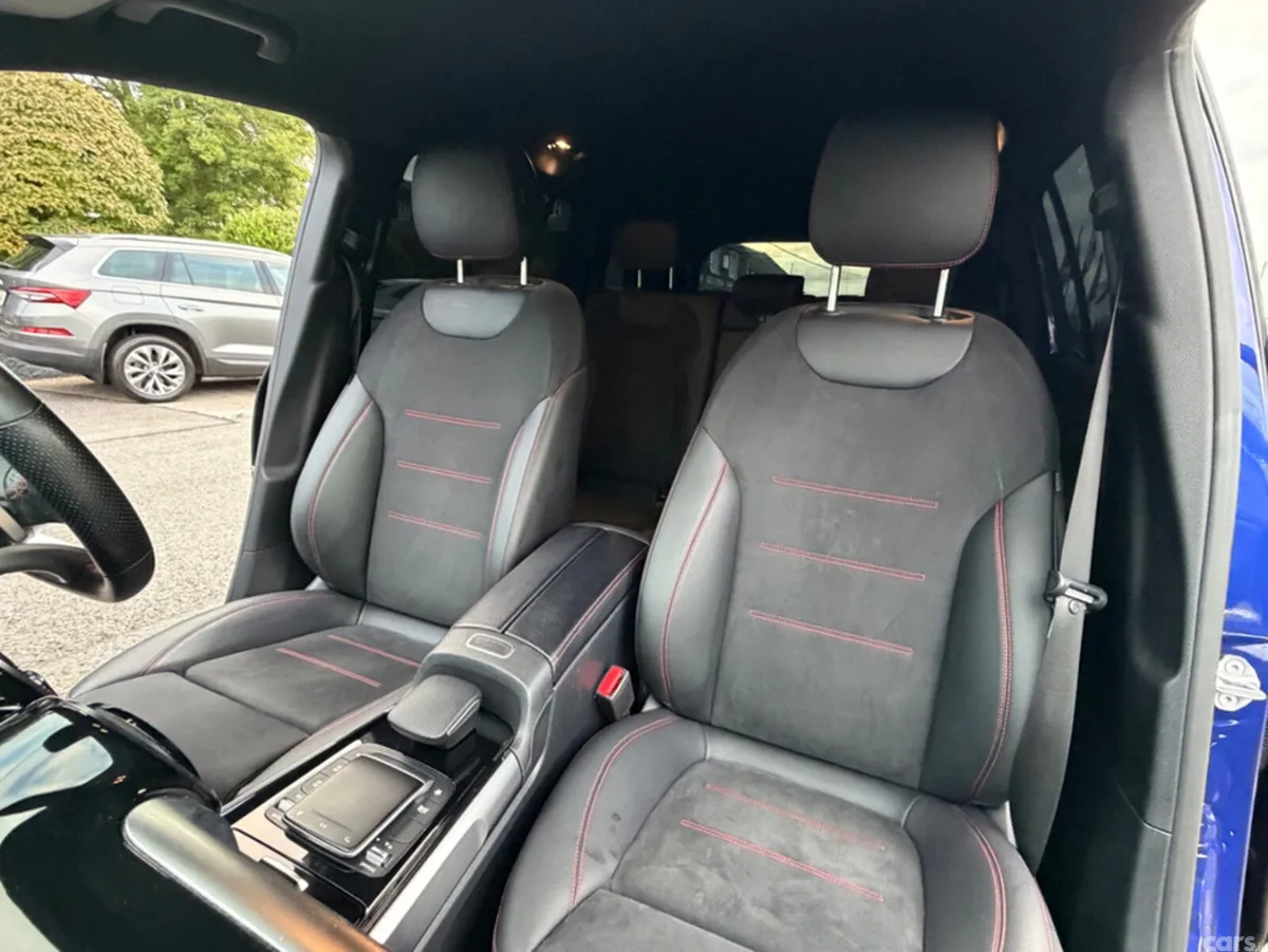 Mercedes-Benz GLB SUV, Diesel, 2021, Blue