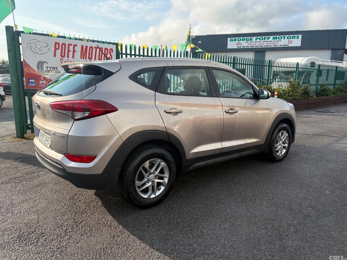 Hyundai Tucson SUV, Diesel, 2016, White