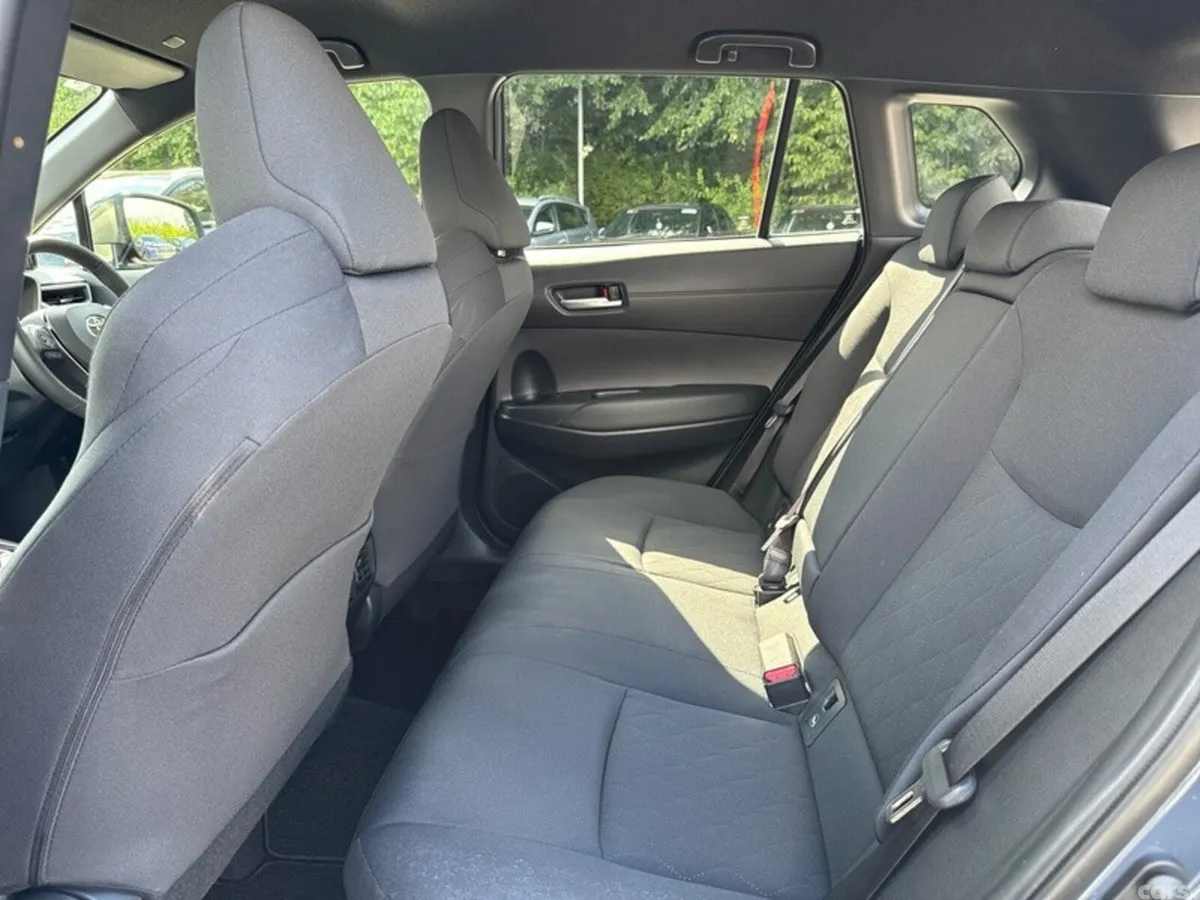 Toyota Corolla SUV, Petrol Hybrid, 2025, Blue