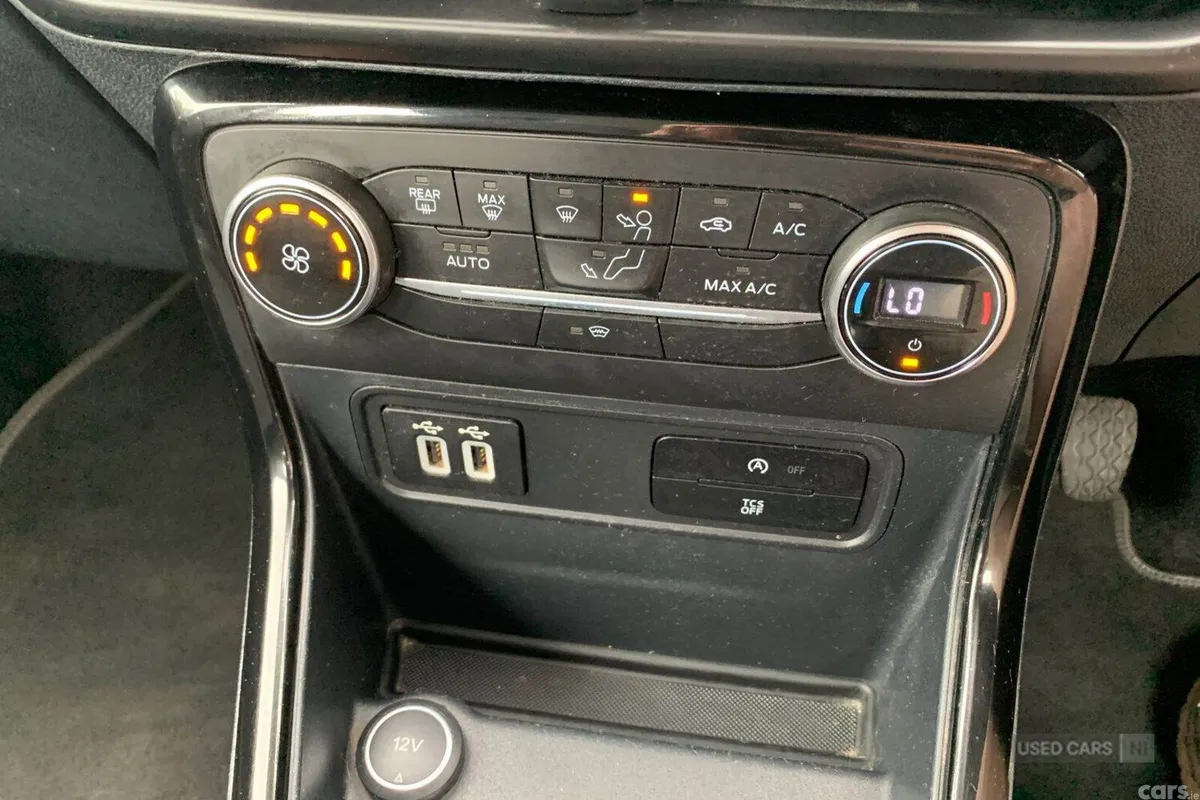 Ford EcoSport SUV, Petrol, 2019, Blue