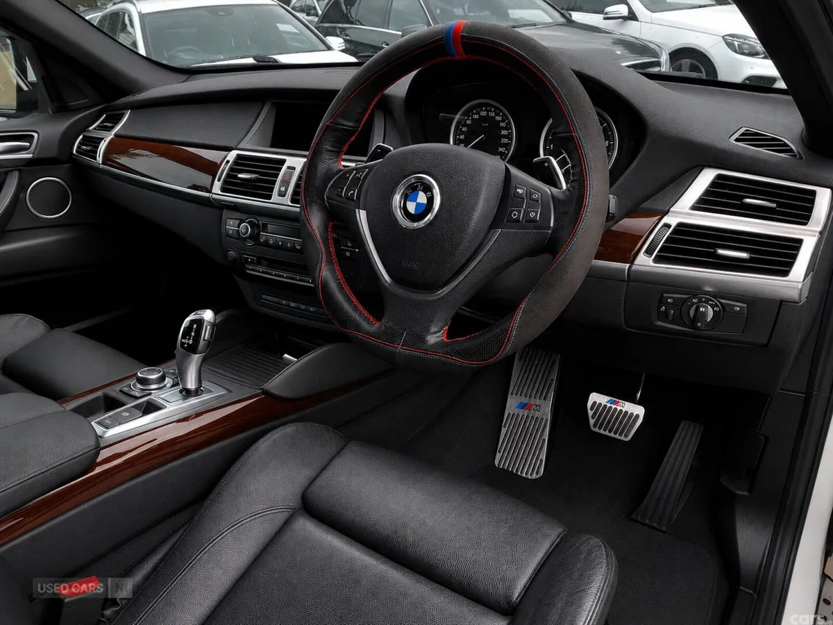 BMW X6 , Petrol, 2013, White