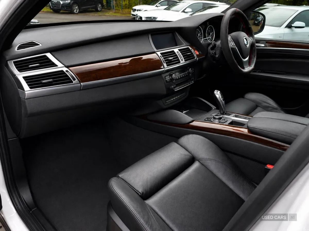 BMW X6 , Petrol, 2013, White
