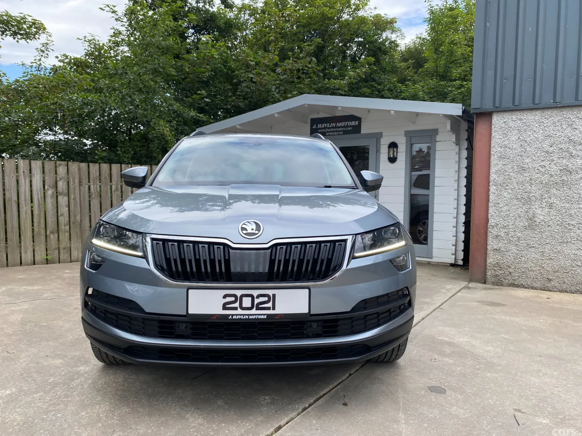 Skoda Karoq SUV, Petrol, 2021, Grey