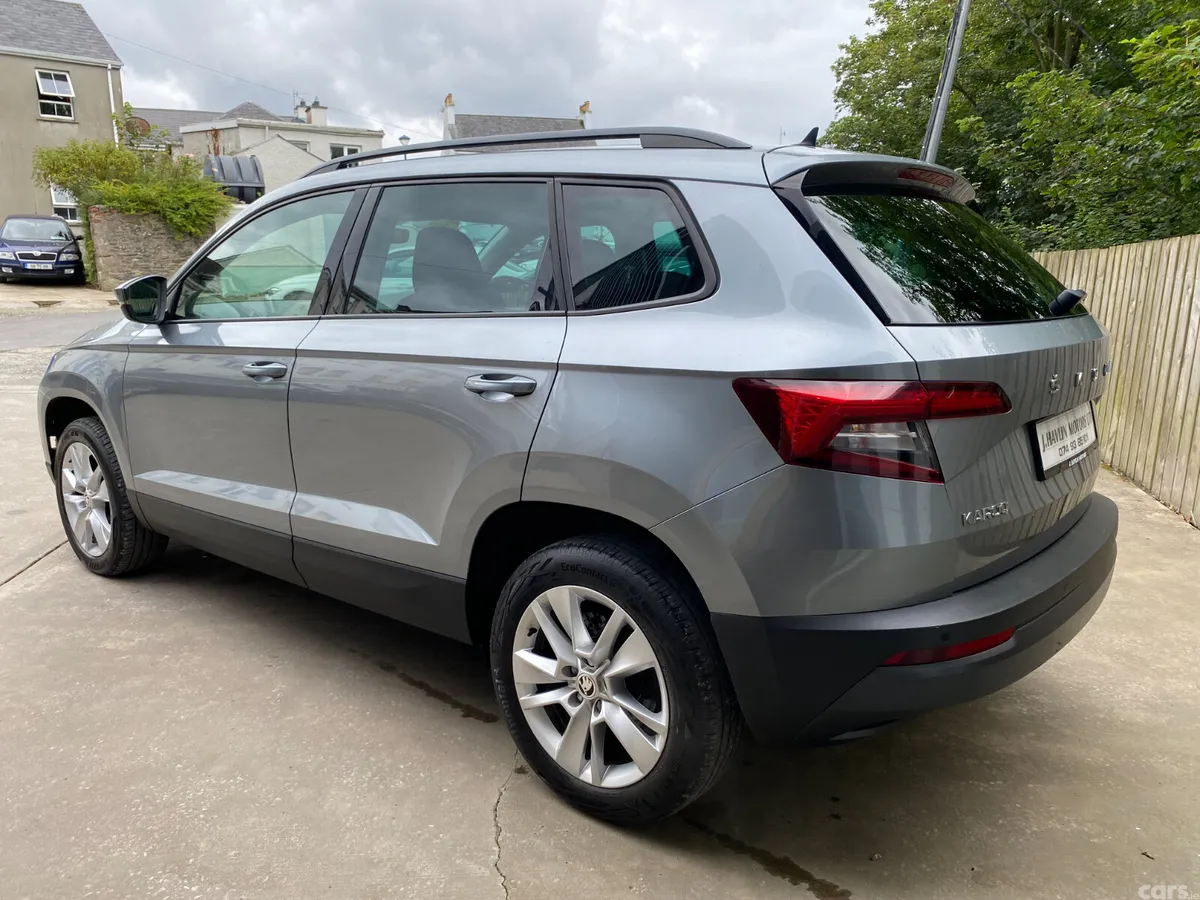 Skoda Karoq SUV, Petrol, 2021, Grey