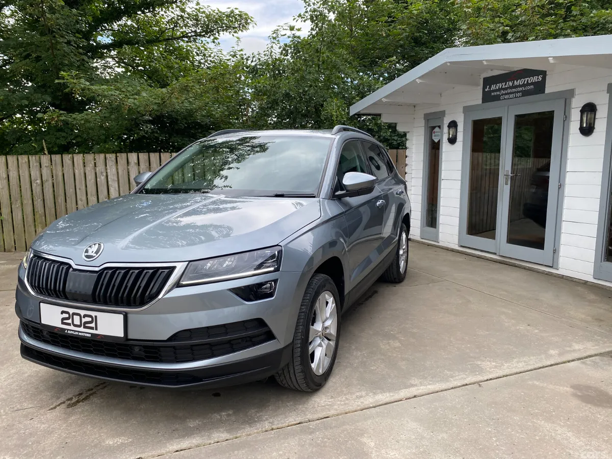 Skoda Karoq SUV, Petrol, 2021, Grey