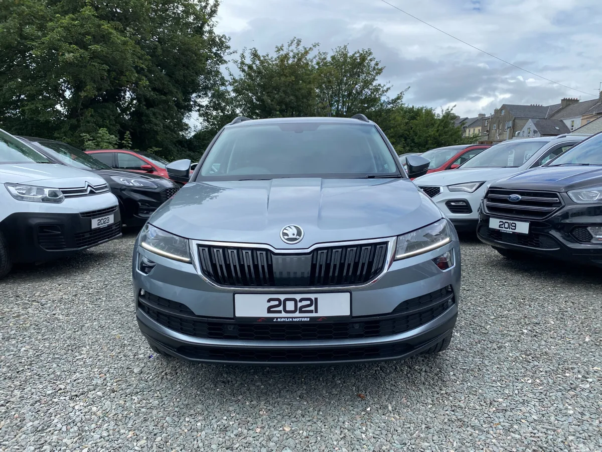 Skoda Karoq SUV, Petrol, 2021, Grey