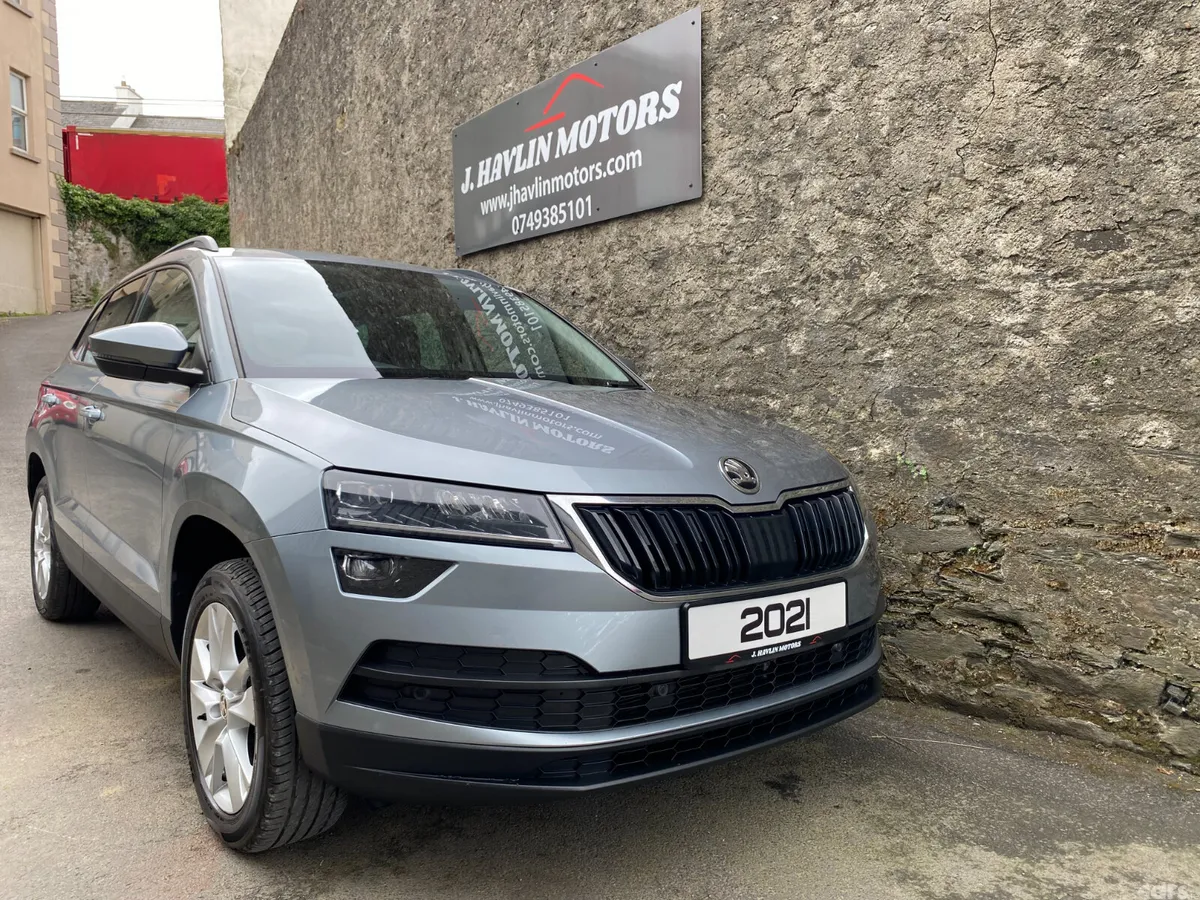 Skoda Karoq SUV, Petrol, 2021, Grey