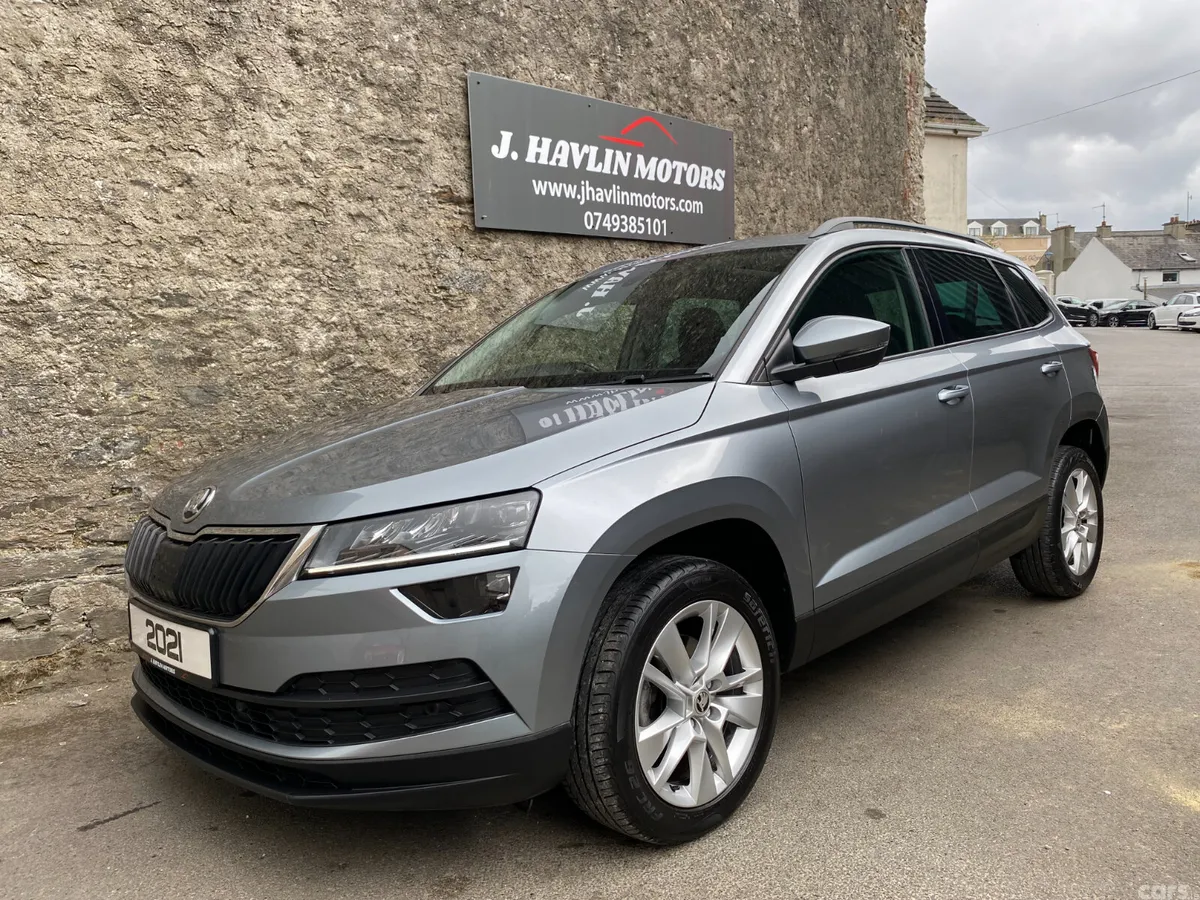 Skoda Karoq SUV, Petrol, 2021, Grey