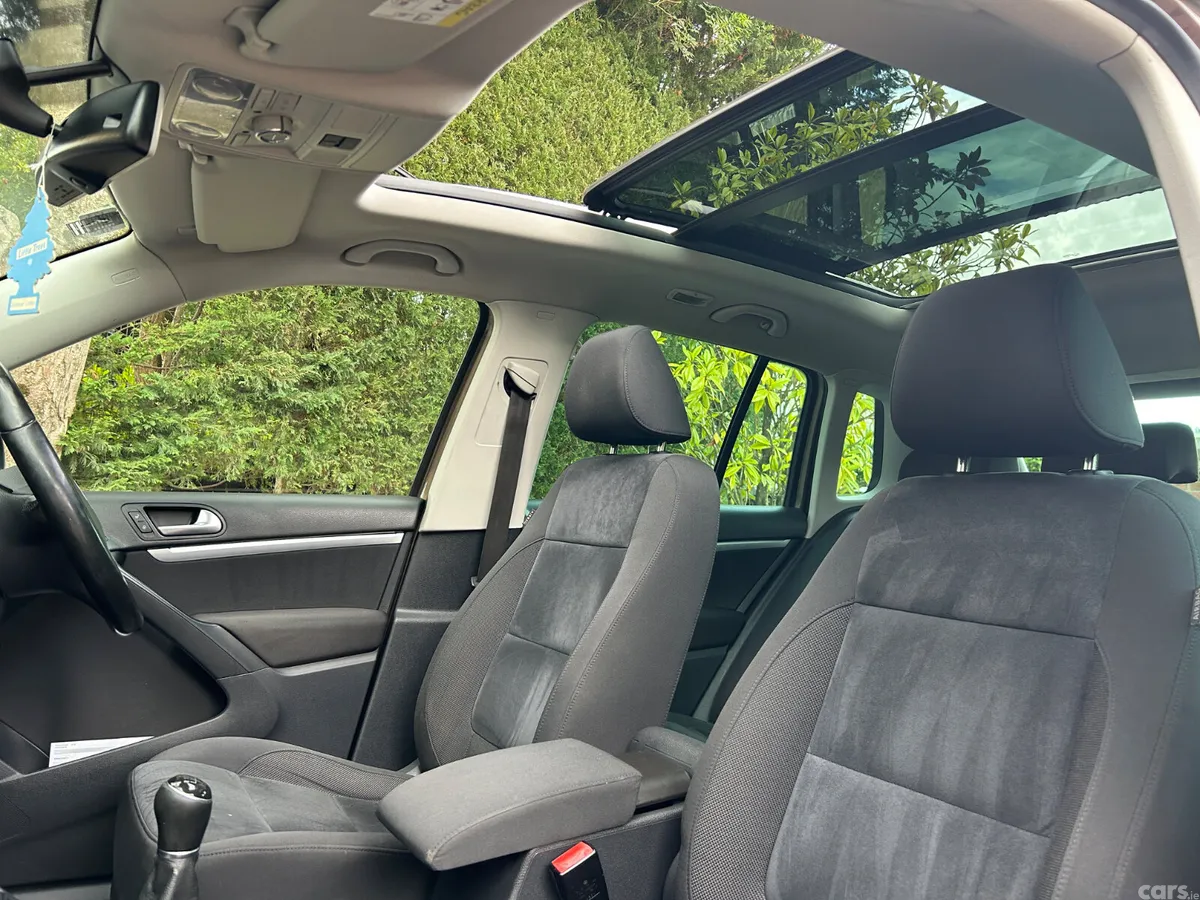Volkswagen Tiguan SUV, Diesel, 2015, Brown