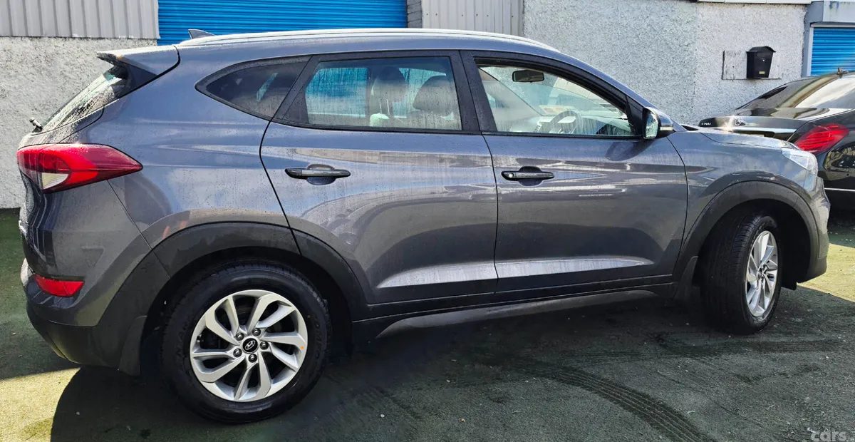 Hyundai Tucson SUV, Diesel, 2016, Grey