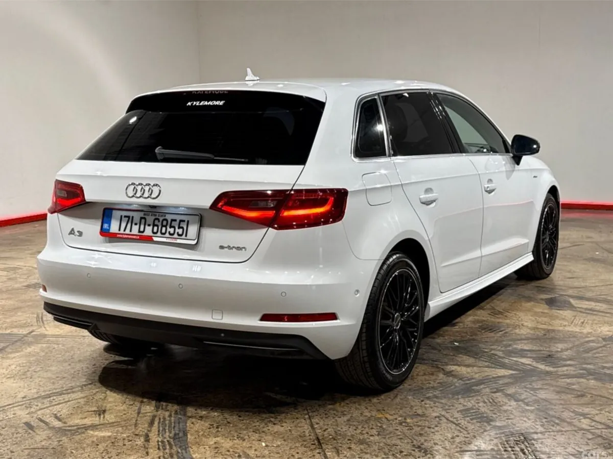Audi A3 Hatchback, Petrol Plug-in Hybrid, 2017, White