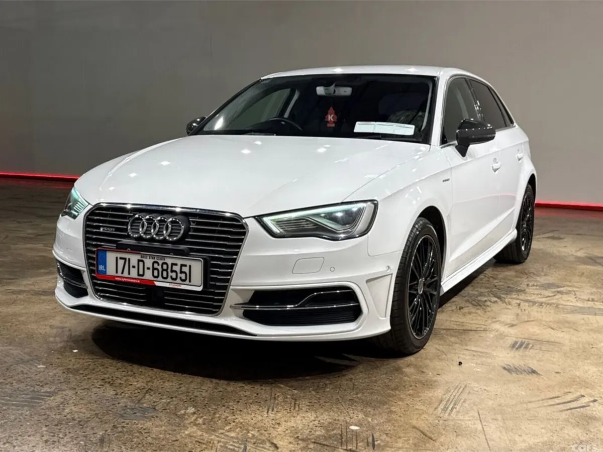 Audi A3 Hatchback, Petrol Plug-in Hybrid, 2017, White