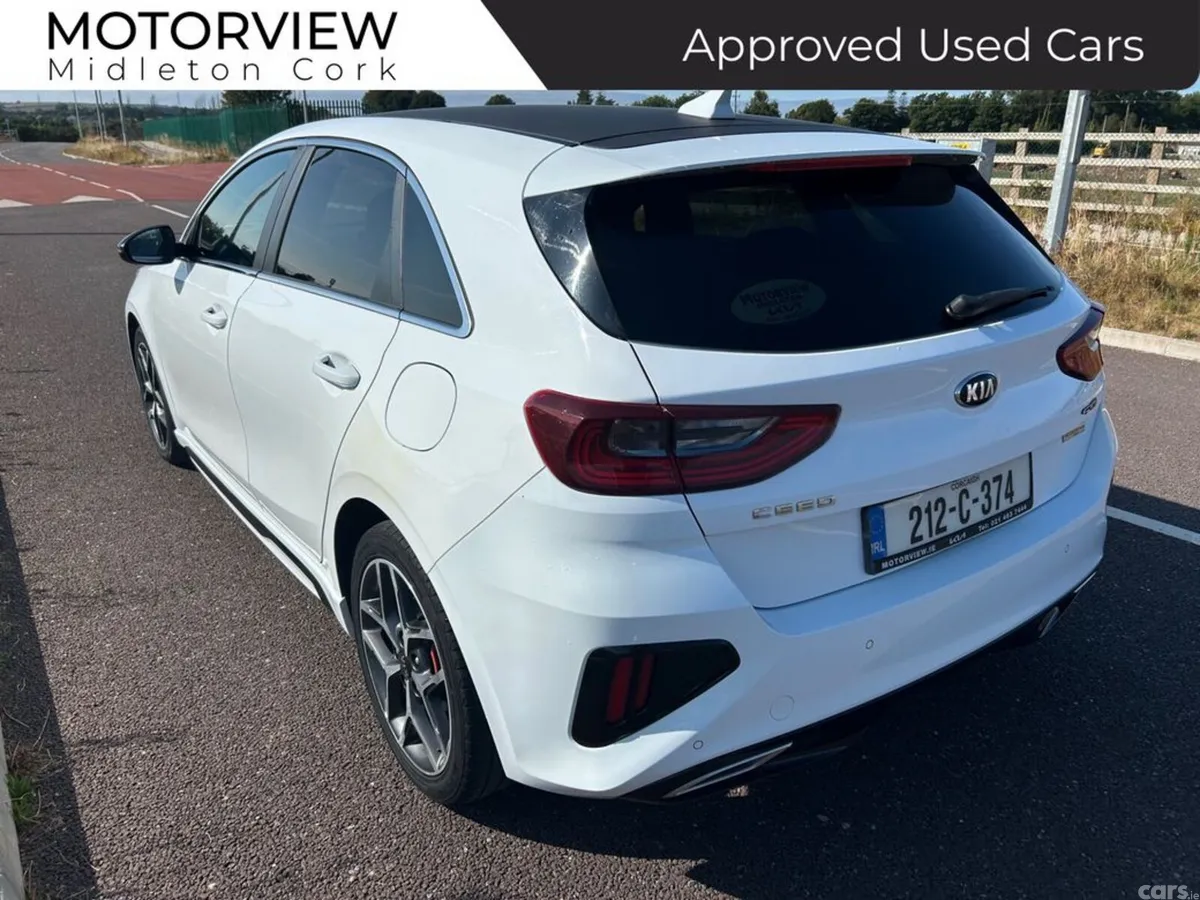 Kia Ceed Hatchback, Diesel, 2021, White