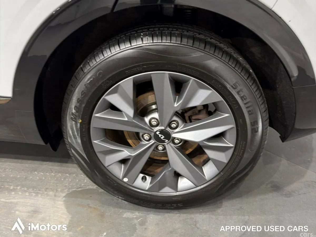 Kia Sportage SUV, Petrol Hybrid, 2024, Grey