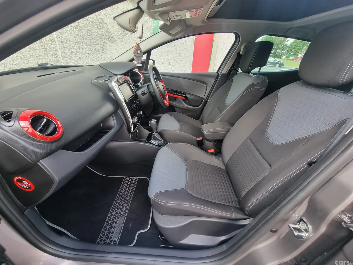Renault Clio Hatchback, Petrol, 2015, Grey