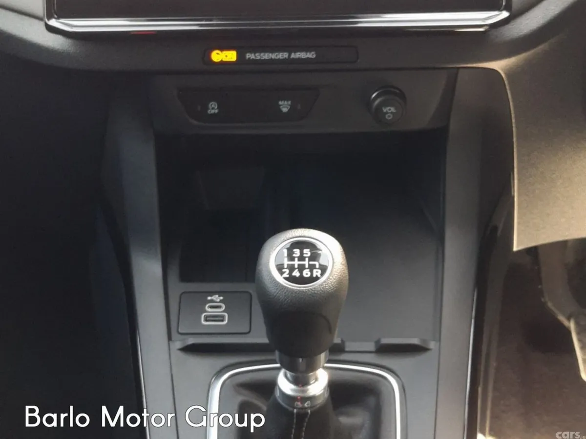 Ford Puma MPV, Petrol, 2026, White