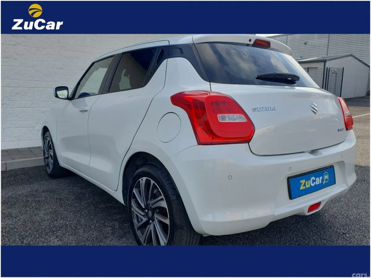 Suzuki Swift Hatchback, Petrol, 2022, White