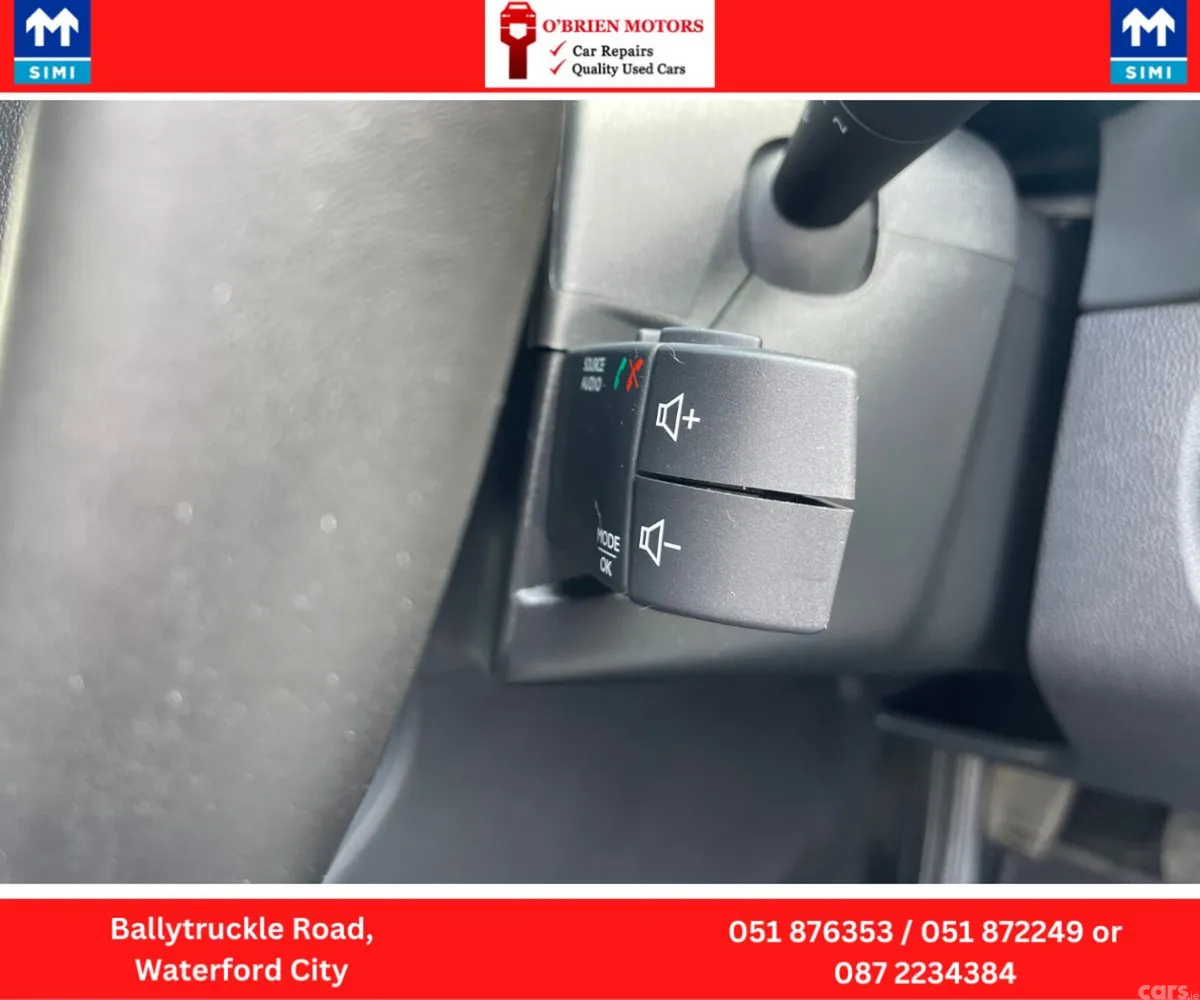Renault Clio Hatchback, Petrol, 2019, Grey