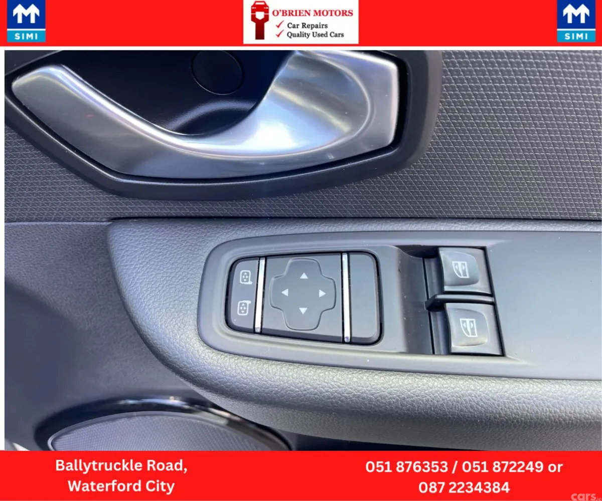 Renault Clio Hatchback, Petrol, 2019, Grey