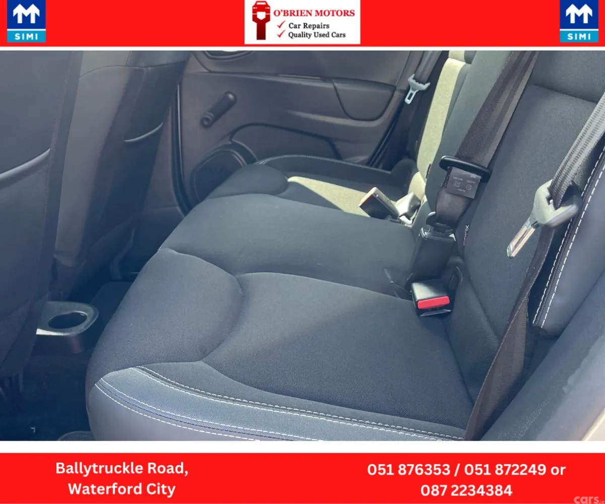 Renault Clio Hatchback, Petrol, 2019, Grey