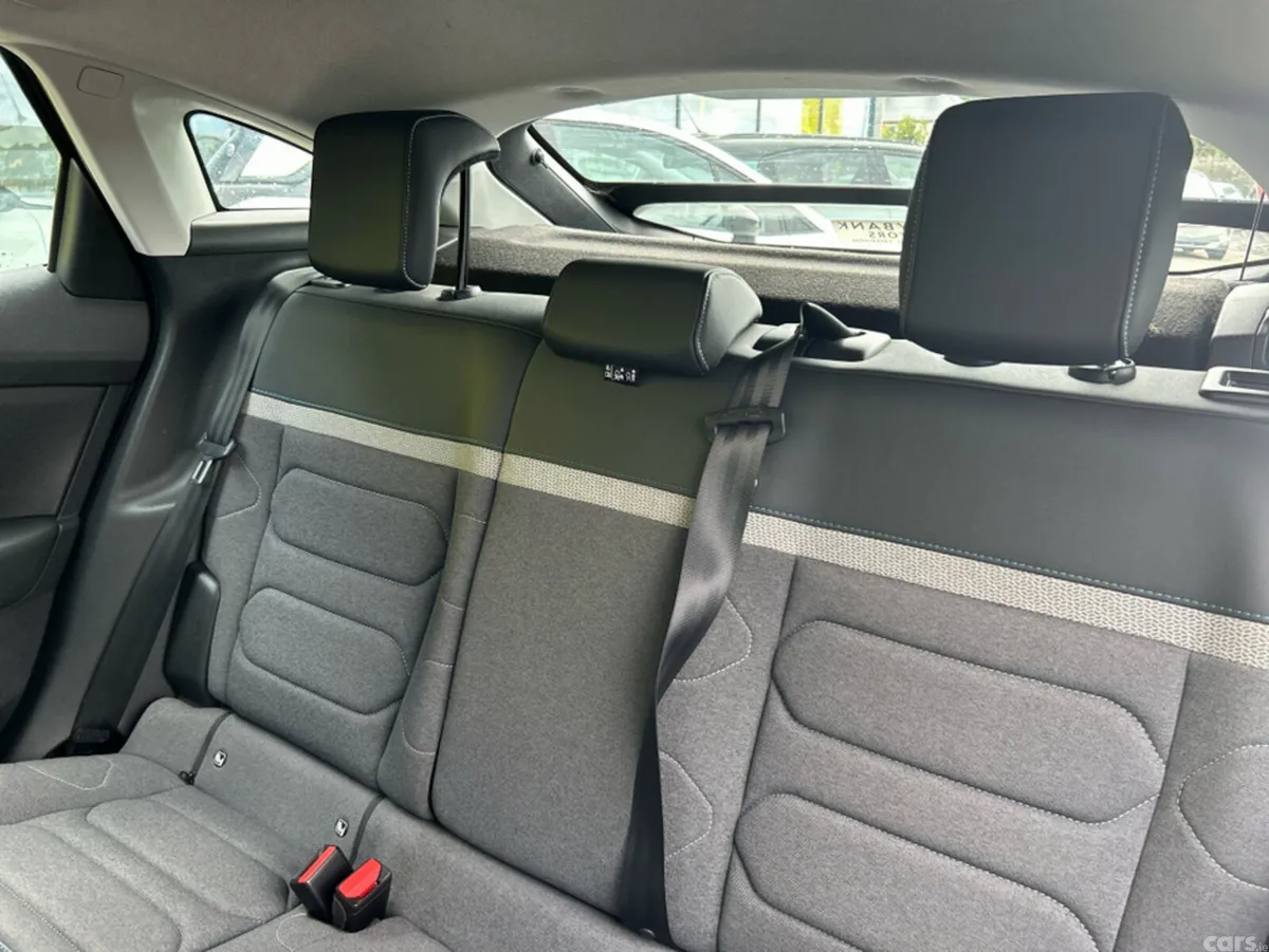 Citroen C4 Hatchback, Petrol, 2024, Grey