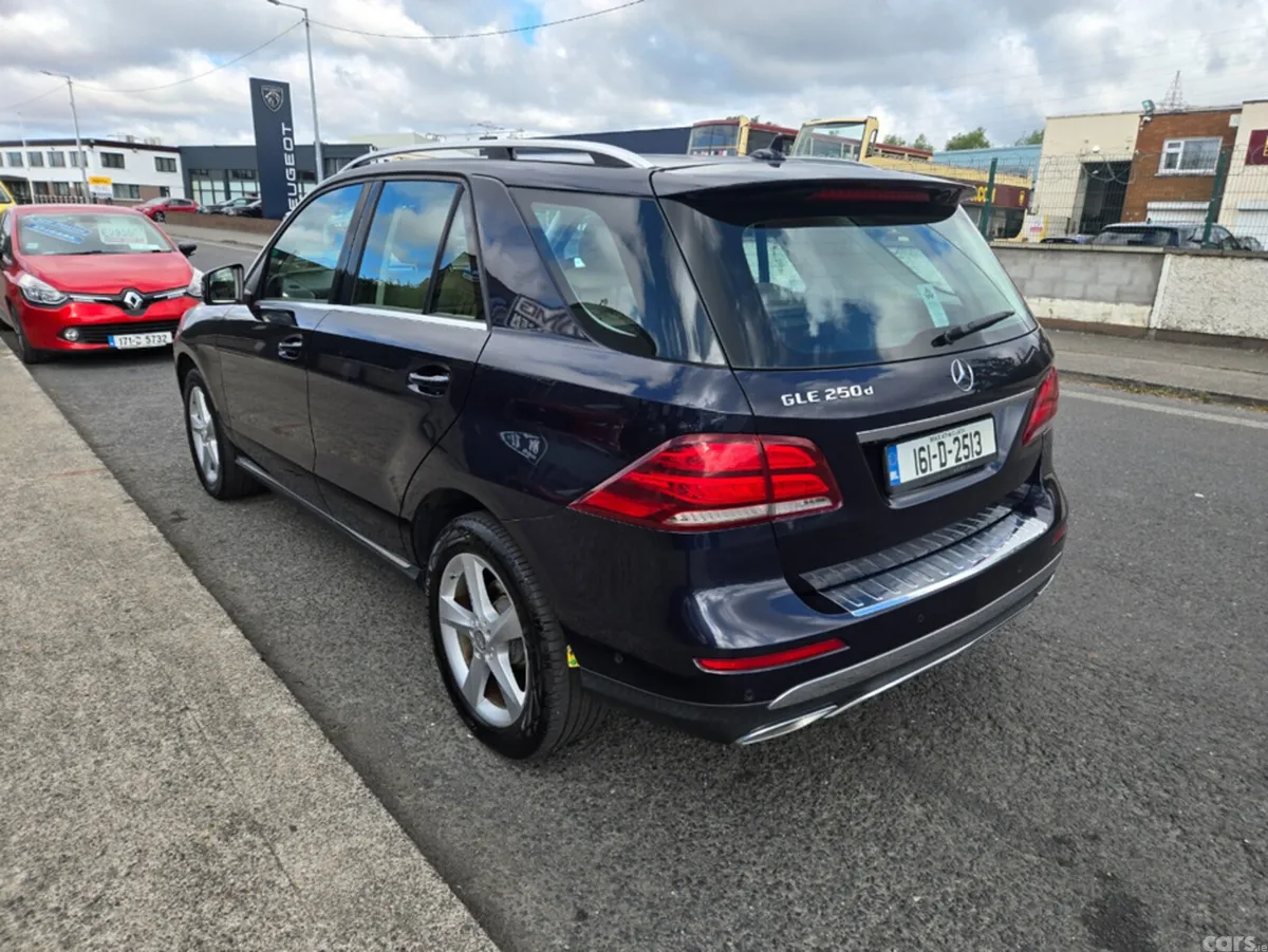 Mercedes-Benz GLE SUV, Diesel, 2016, Blue