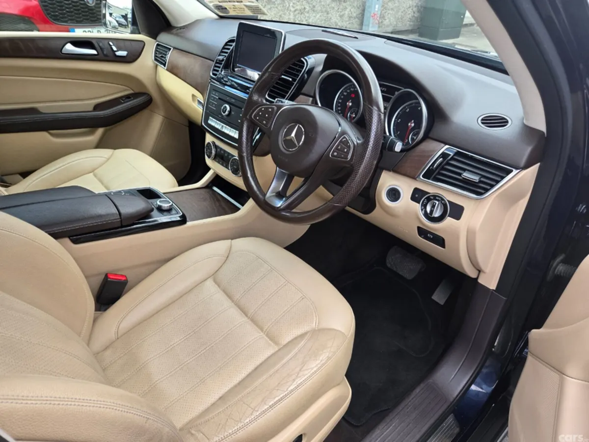 Mercedes-Benz GLE SUV, Diesel, 2016, Blue