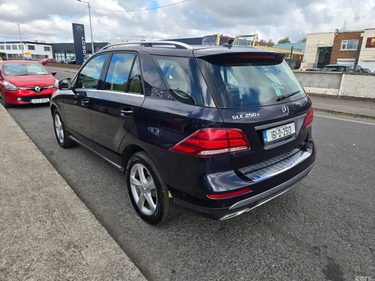 Mercedes-Benz GLE SUV, Diesel, 2016, Blue