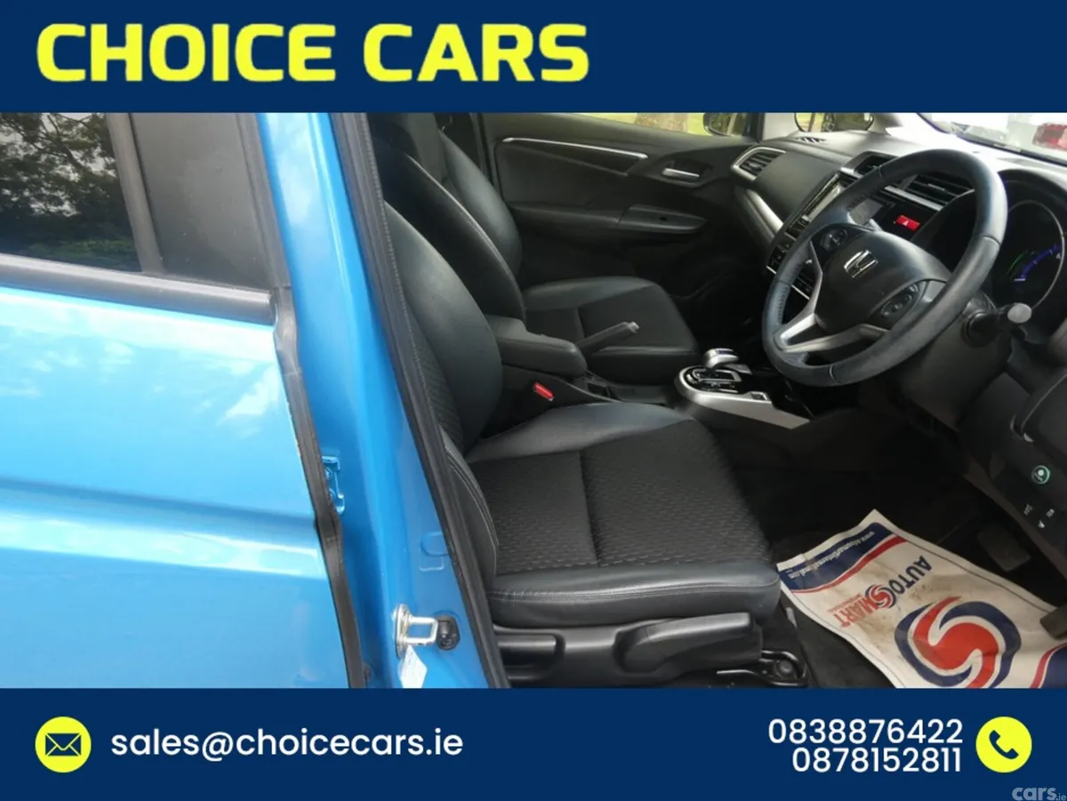Honda Fit Hatchback, Petrol Hybrid, 2015, Blue