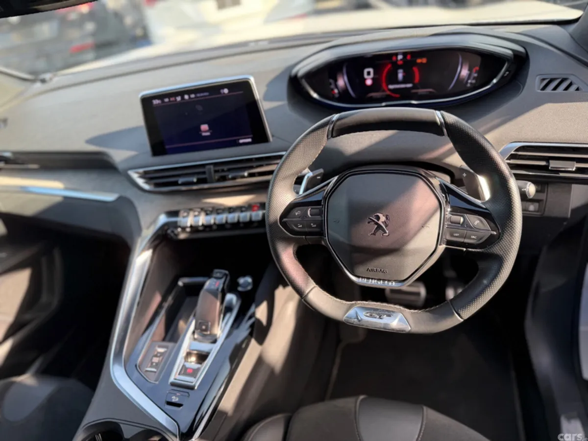 Peugeot 5008 SUV, Diesel, 2021, White